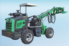 4YG-28型轮式摇果机